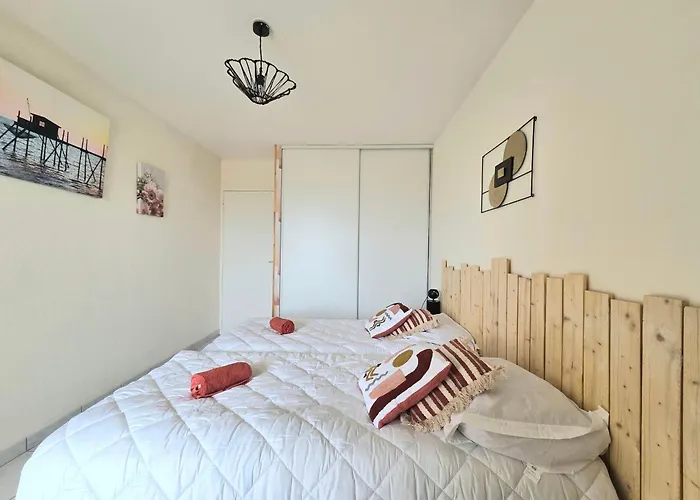 2 Pieces Face Mer, Balcon, 50m Plage, Proche Centre Et Commerces - Saint-brevin - Fr-1-364-141 *